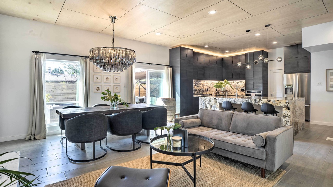 Photo of Livingroom in Albuquerque