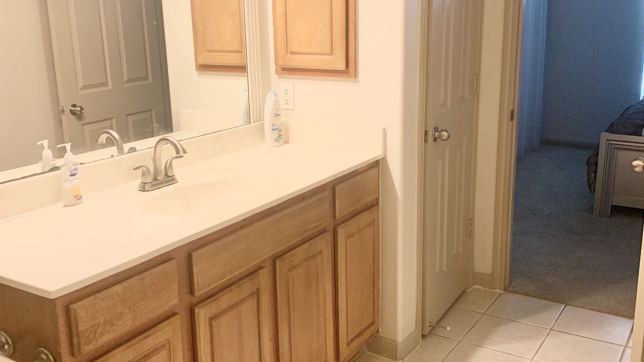 Photo of Bathroom in Woodlake - Briar Meadow
