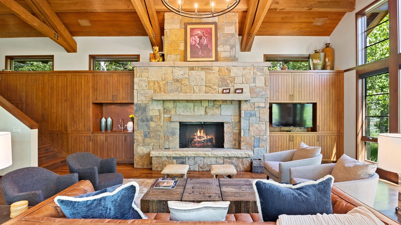 Photo of Livingroom in Granite Ridge