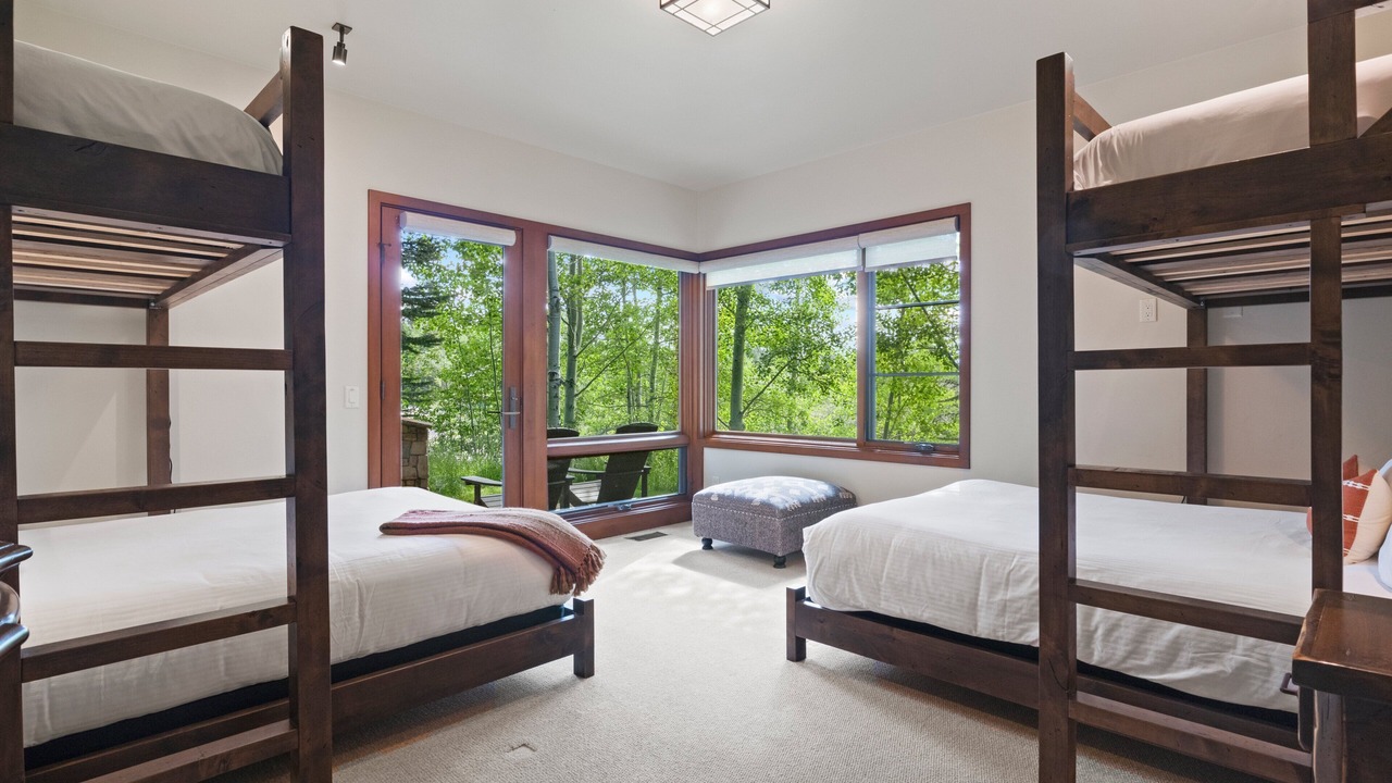 Photo of Bedroom in Granite Ridge