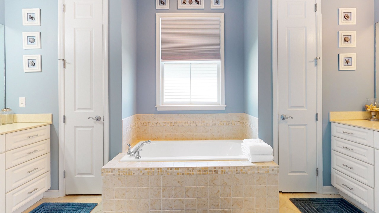 Photo of Bathroom in The Commons