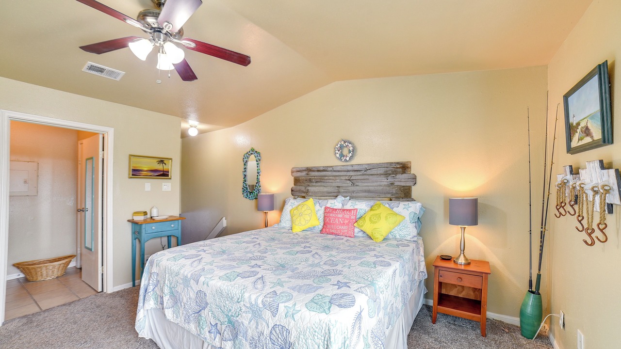 Photo of Bedroom in Galveston