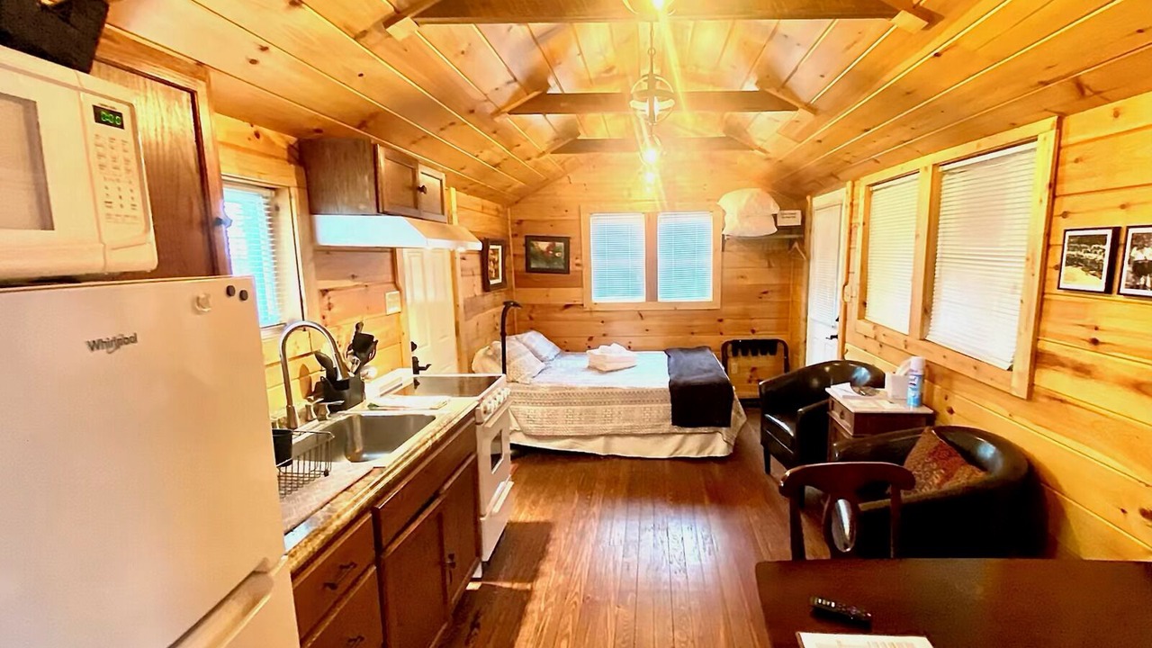 Photo of Bedroom in Mill Spring