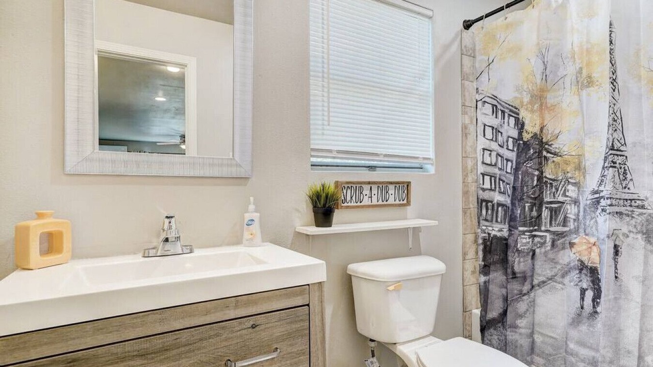 Photo of Bathroom in Round Rock