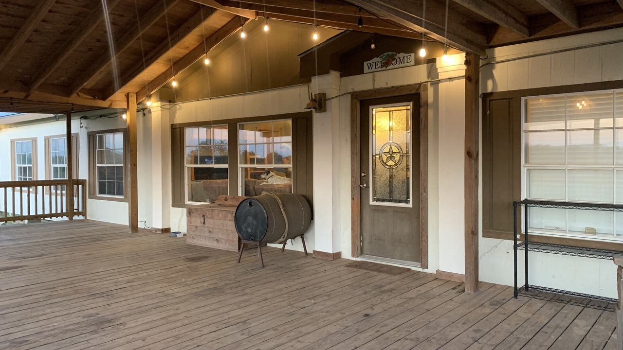 Photo of Patio Balcony in Thomaston