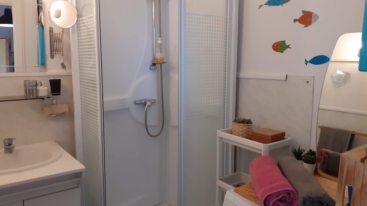 Photo of Bathroom in La Grace de Dieu Est