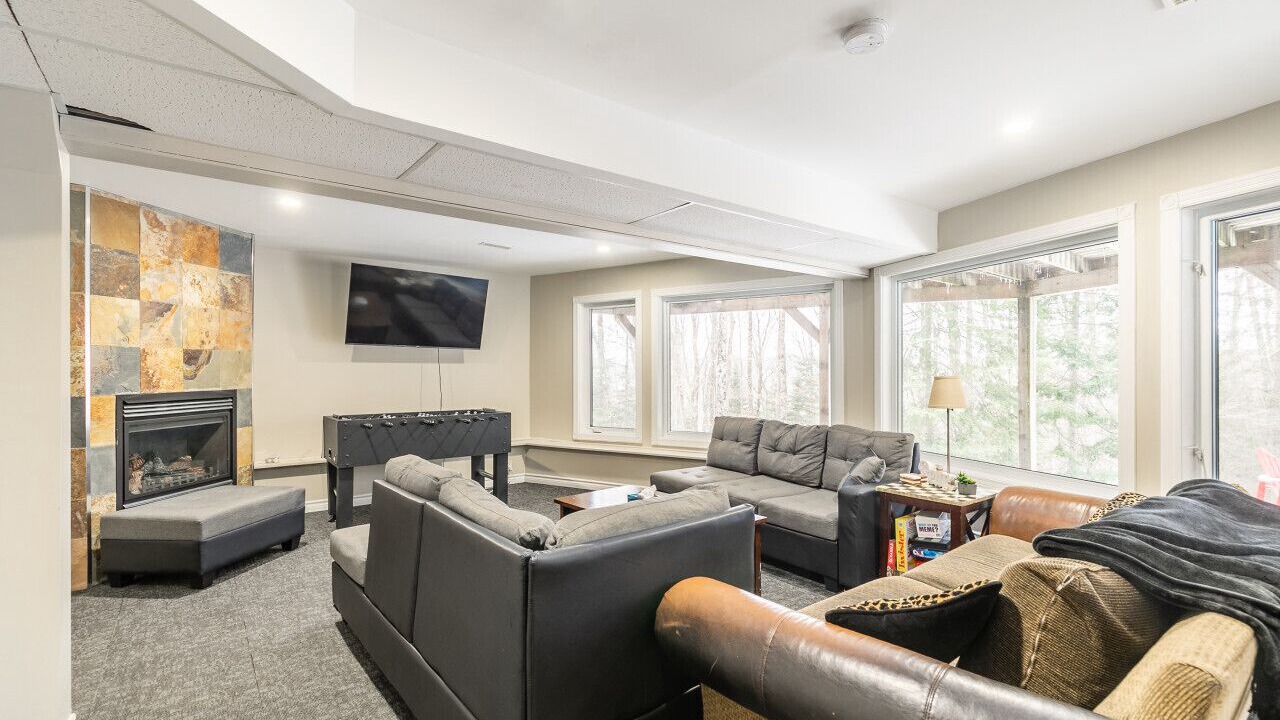 Photo of Livingroom in Eagle Lake