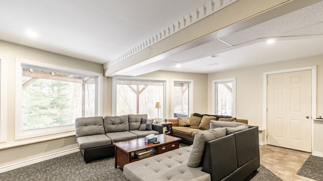 Photo of Livingroom in Eagle Lake