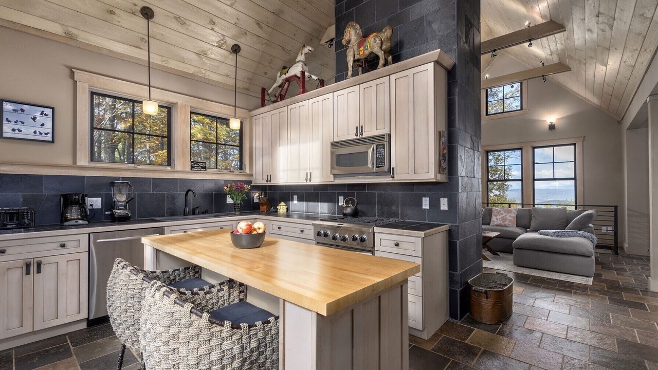 Photo of Kitchen in Lynn
