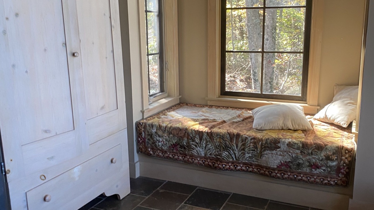 Photo of Bedroom in Lynn