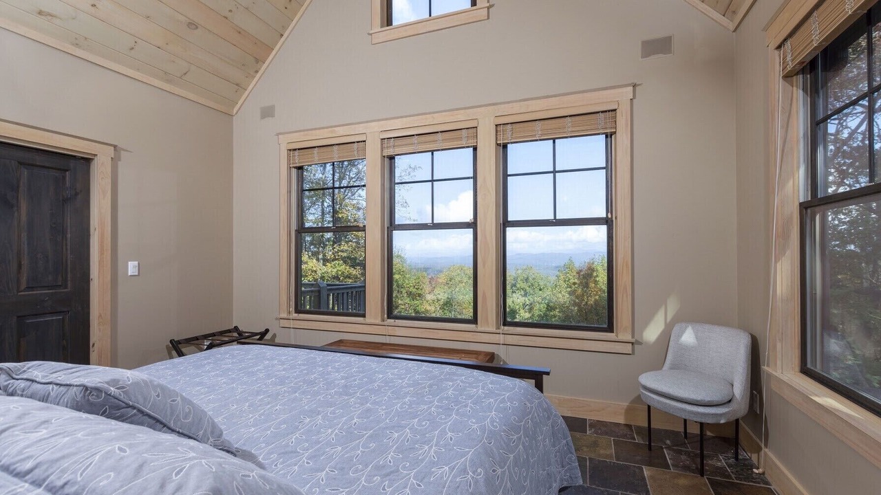 Photo of Bedroom in Lynn