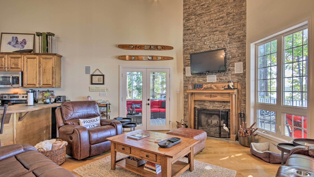 Photo of Livingroom in Cross Hill