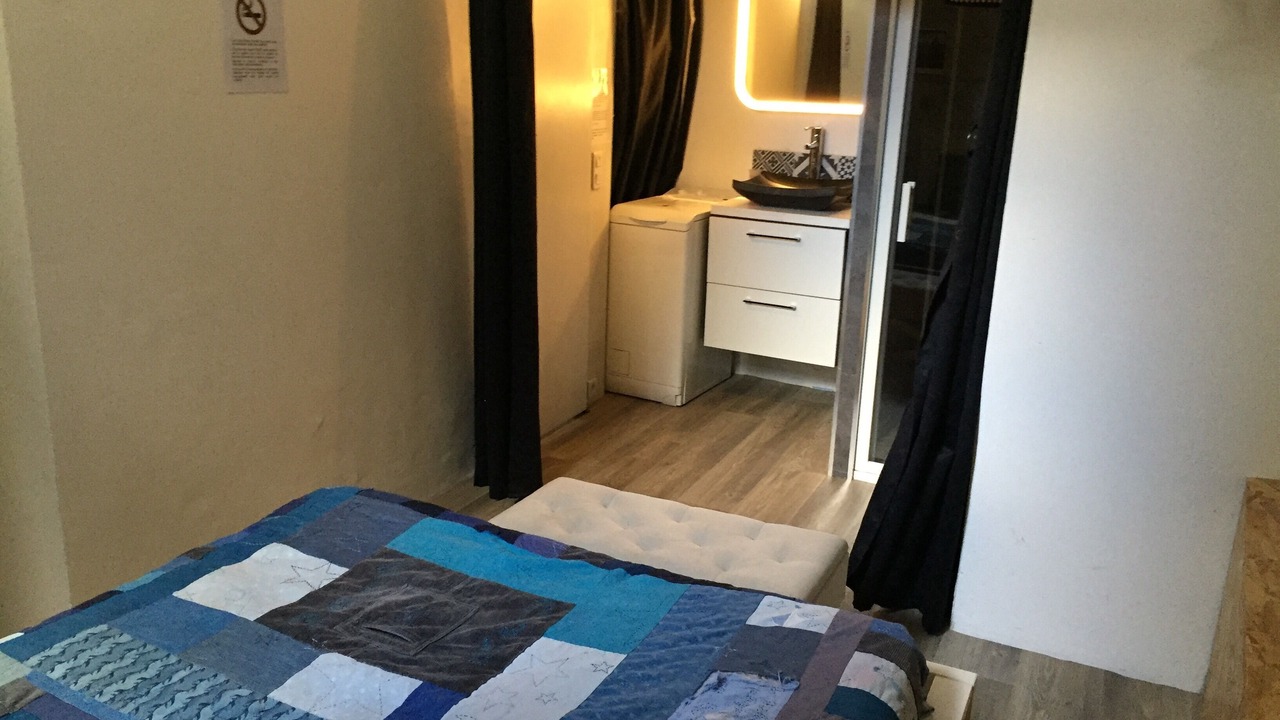 Photo of Bedroom in Tours City Centre