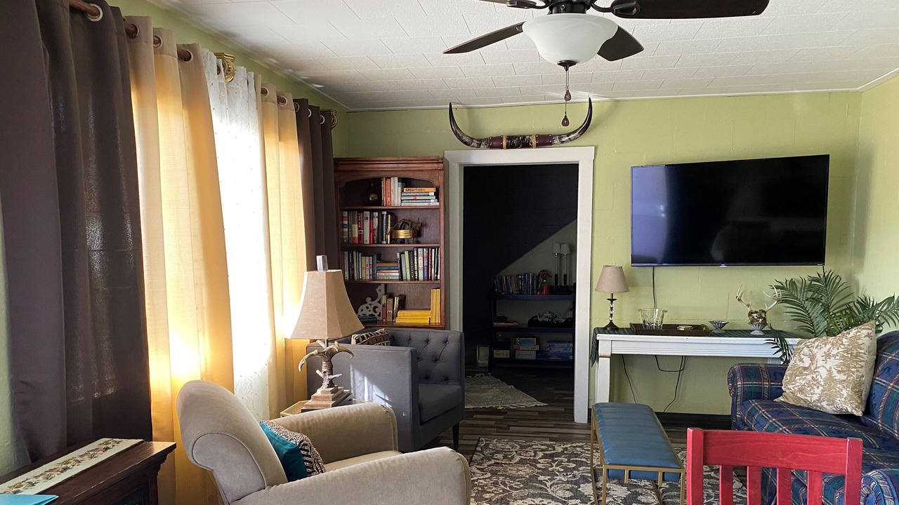 Photo of Livingroom in San Saba