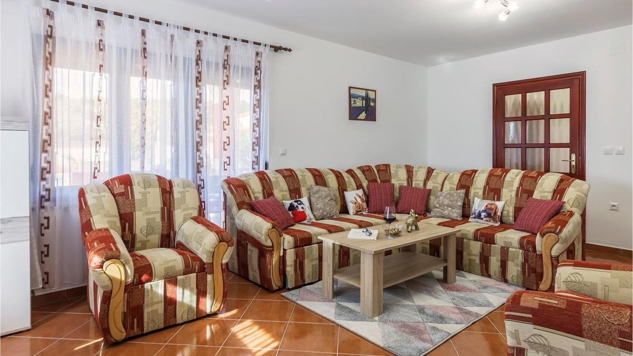 Photo of Bedroom in Loborika