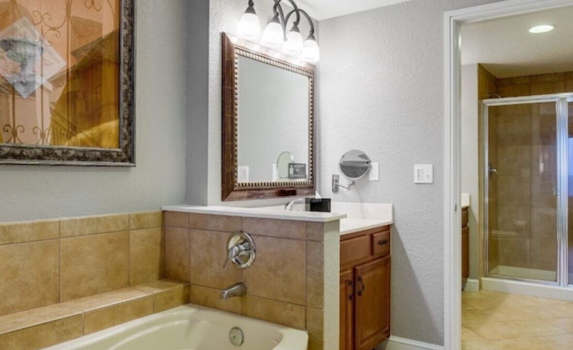 Photo of Bathroom in Lake Buena Vista