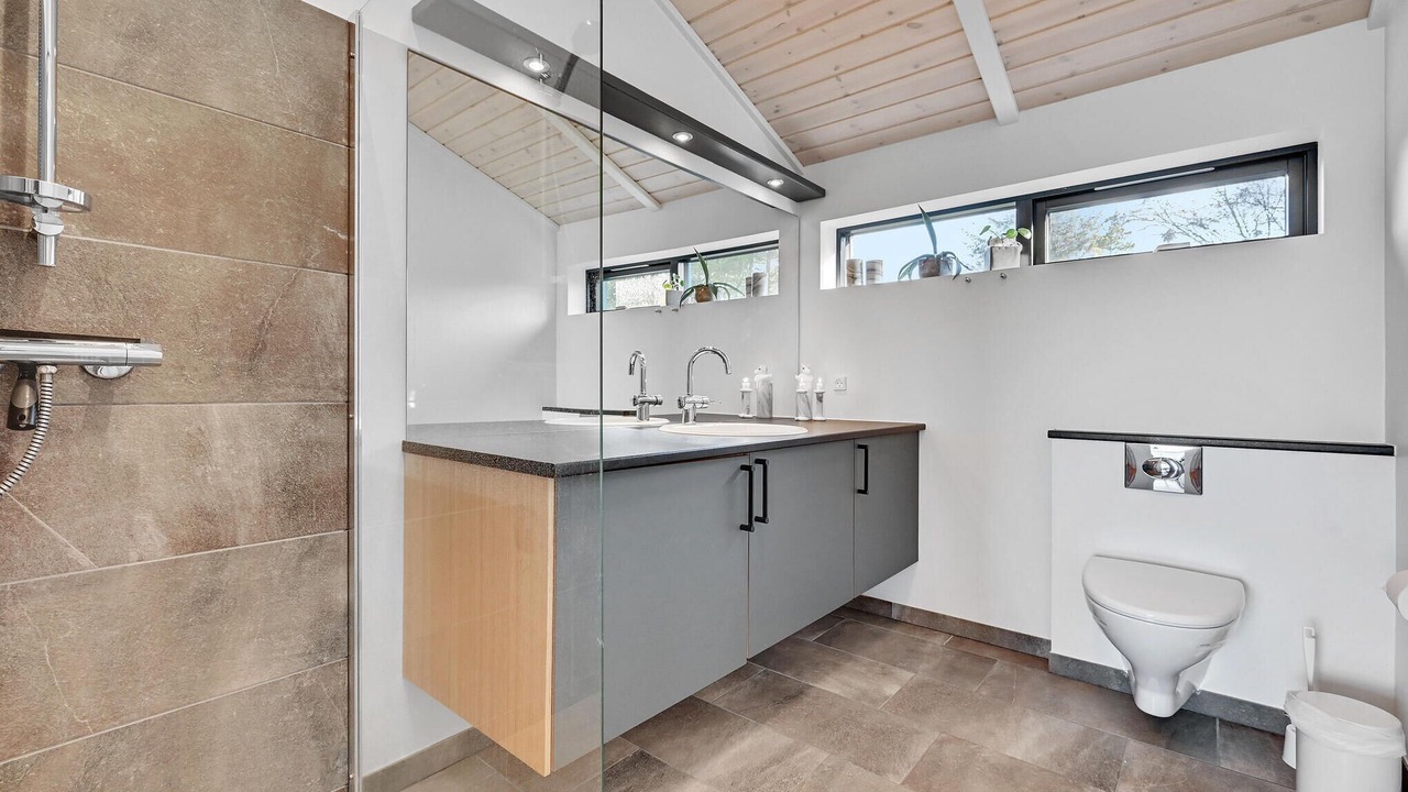 Photo of Bathroom in Hojslev