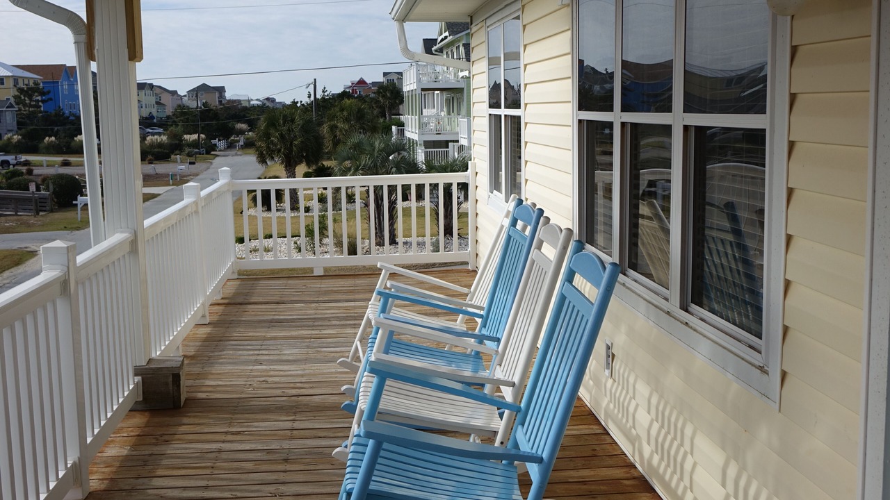 Photo of Patio Balcony in Emerald Isle