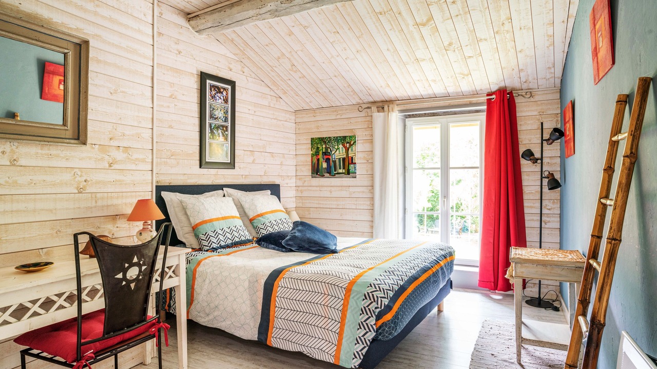 Photo of Bedroom in Mortagne-sur-Sevre