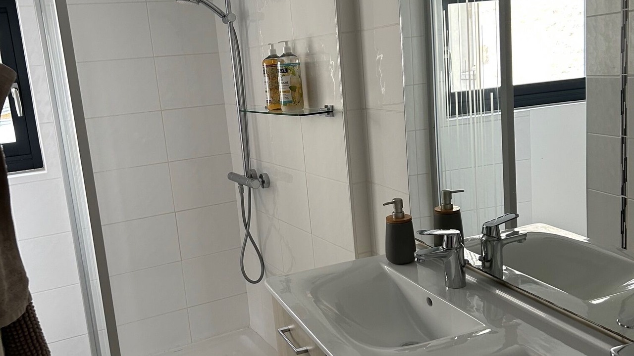 Photo of Bathroom in Lion-sur-Mer