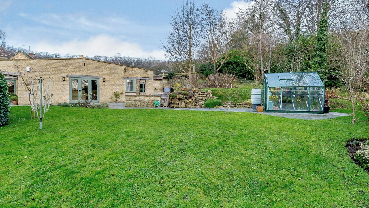 Photo of Outdoor in Ozleworth