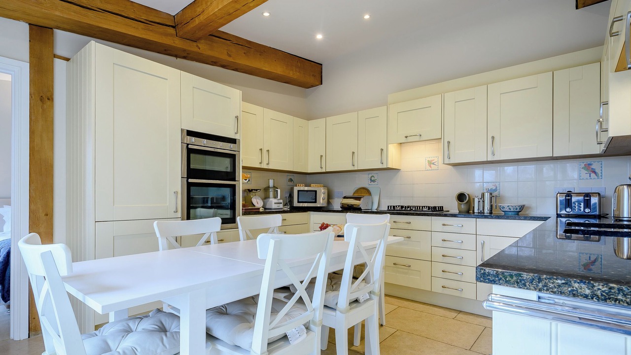 Photo of Others in Ozleworth