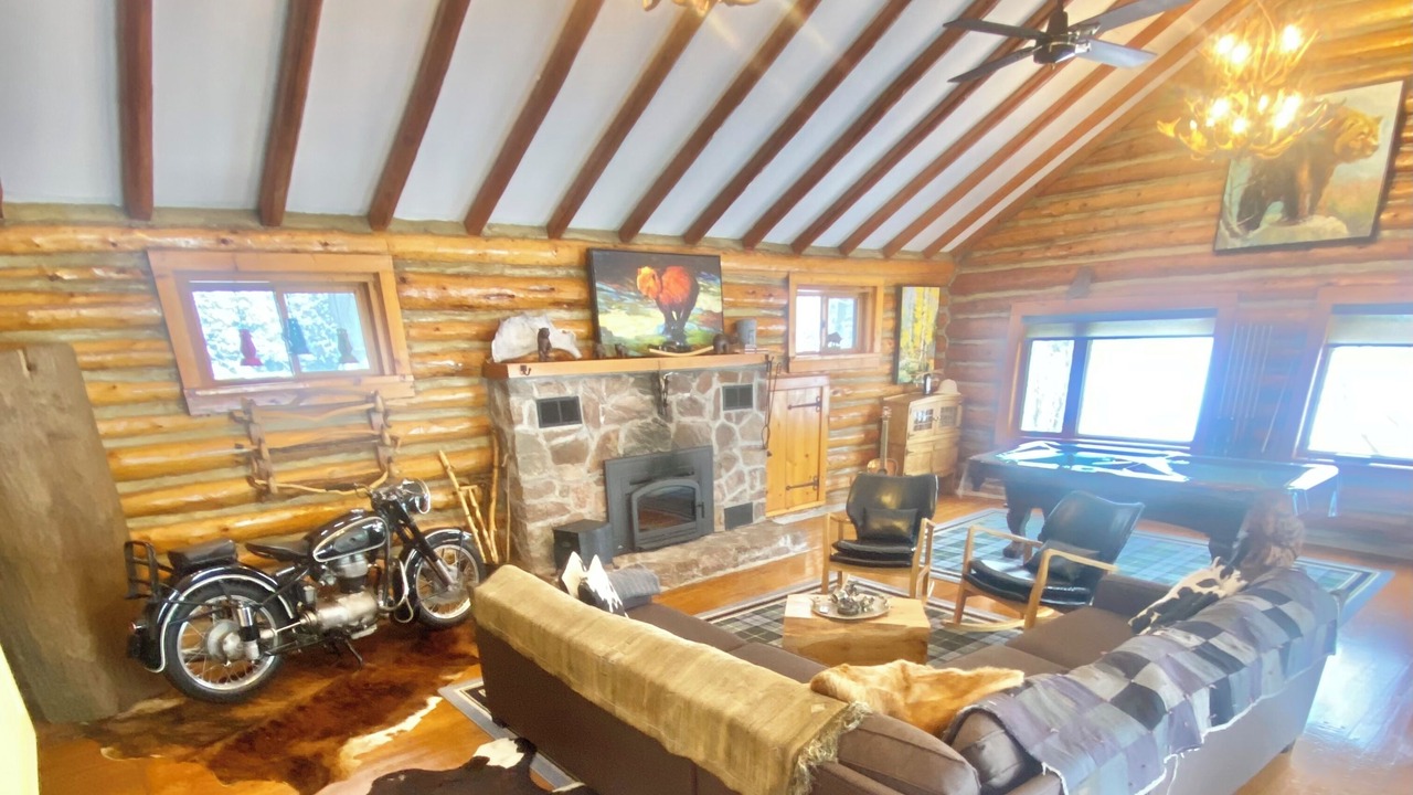Photo of Bedroom in Trent Lakes