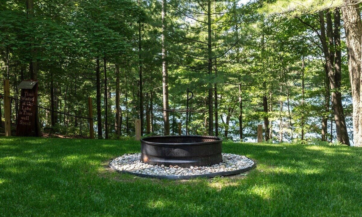 Photo of Outdoor in Mayfield