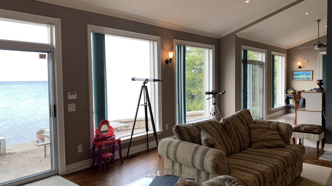 Photo of Livingroom in Tiny