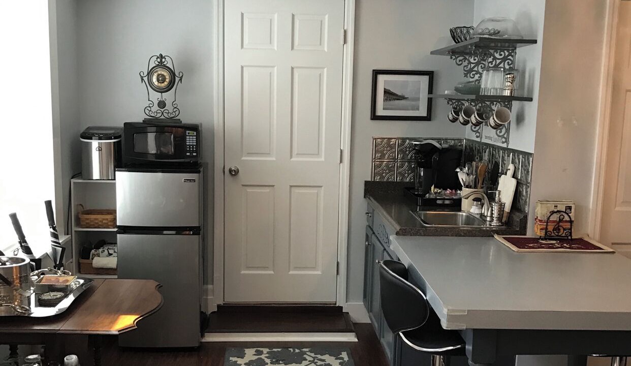 Photo of Kitchen in Summerville Historic District