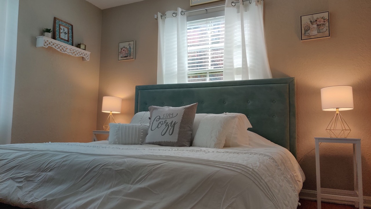 Photo of Bedroom in Riverside