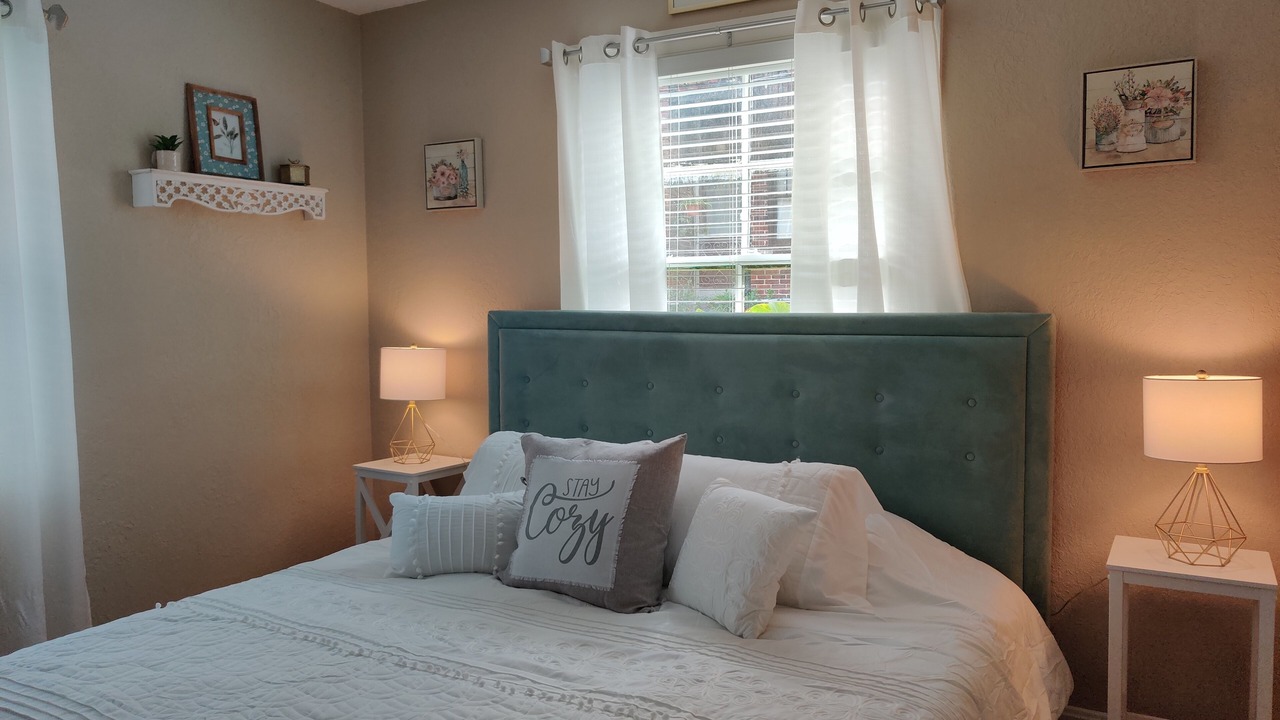 Photo of Bedroom in Riverside