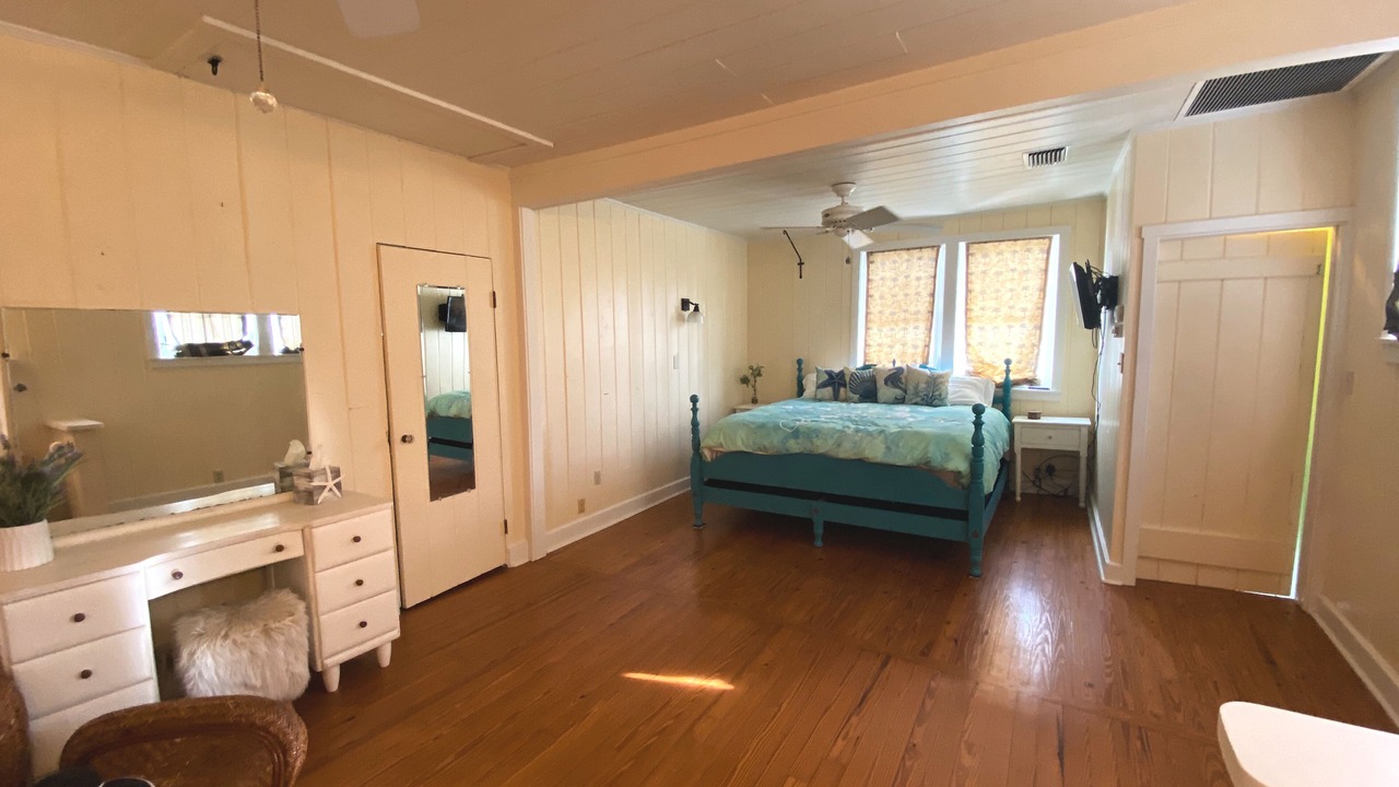 Photo of Bedroom in Longbeach Village