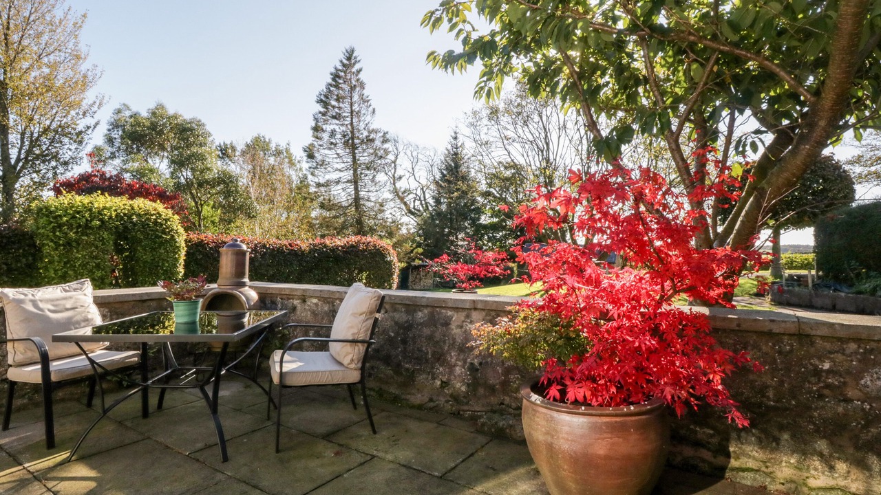 Photo of Outdoor in Bankend