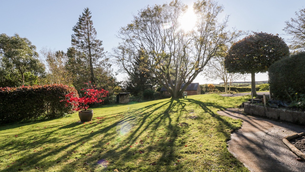 Photo of Outdoor in Bankend