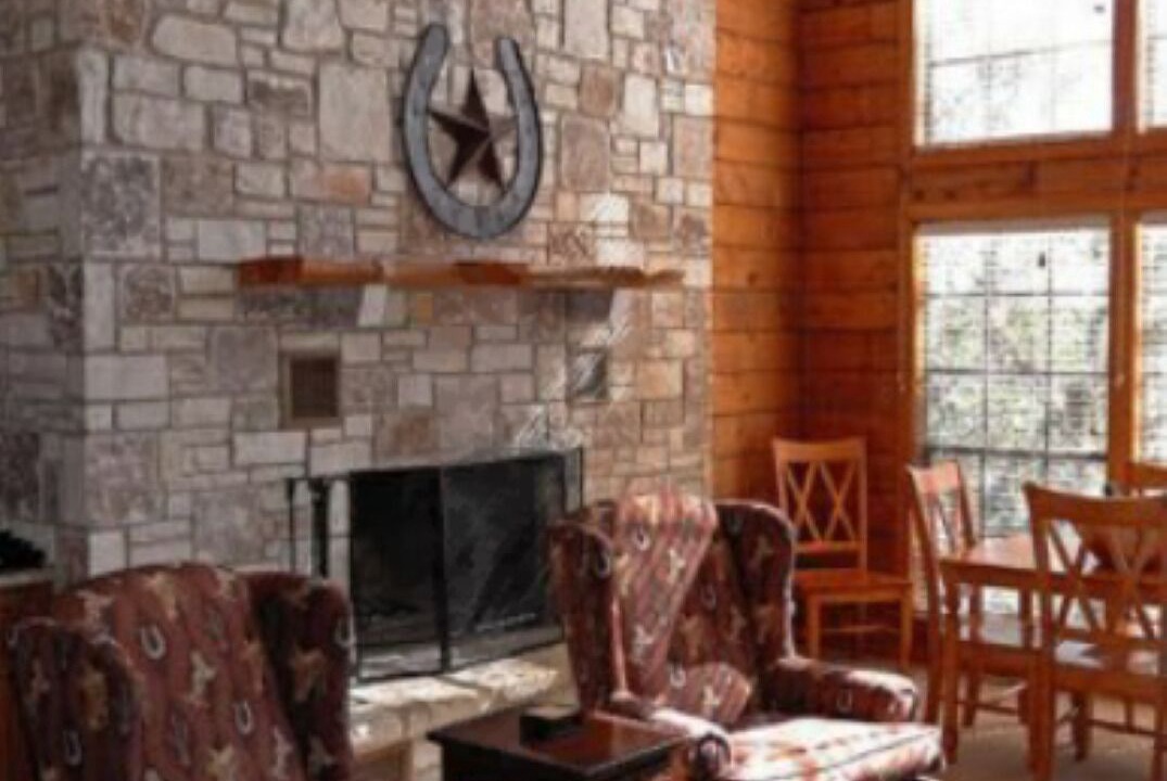 Photo of Livingroom in Bandera