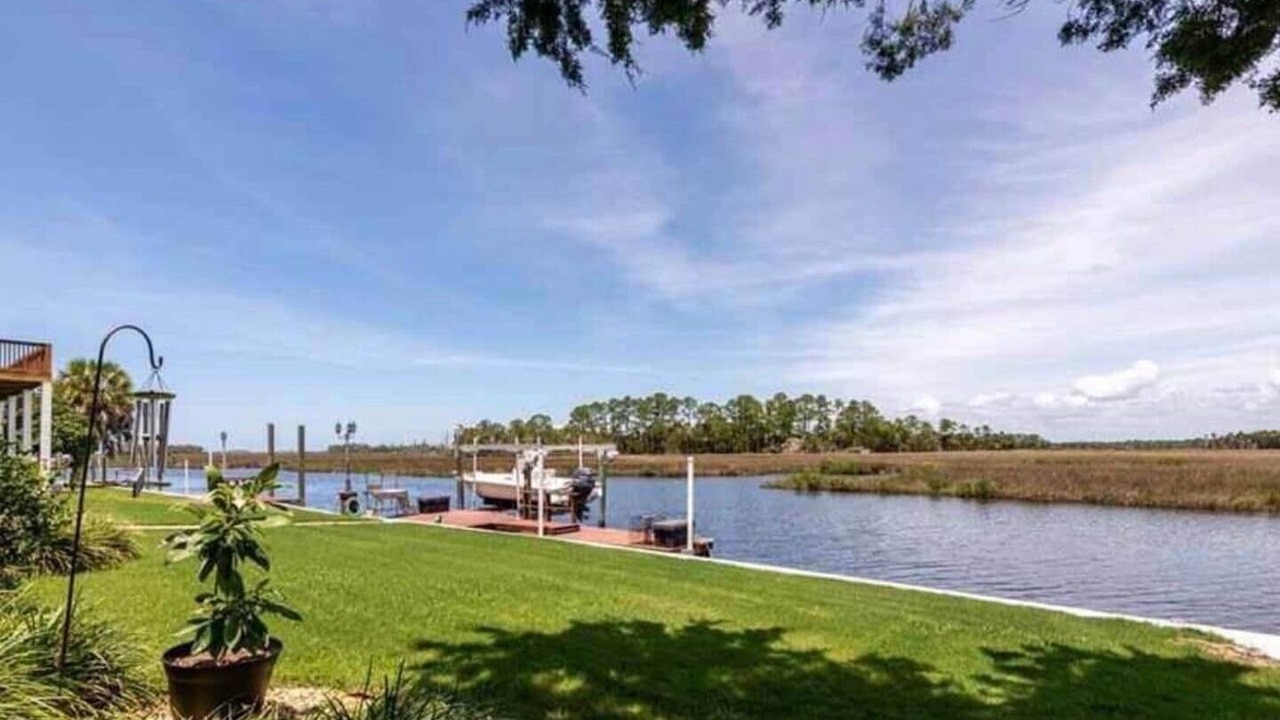 Photo of Others in Dixie Shores