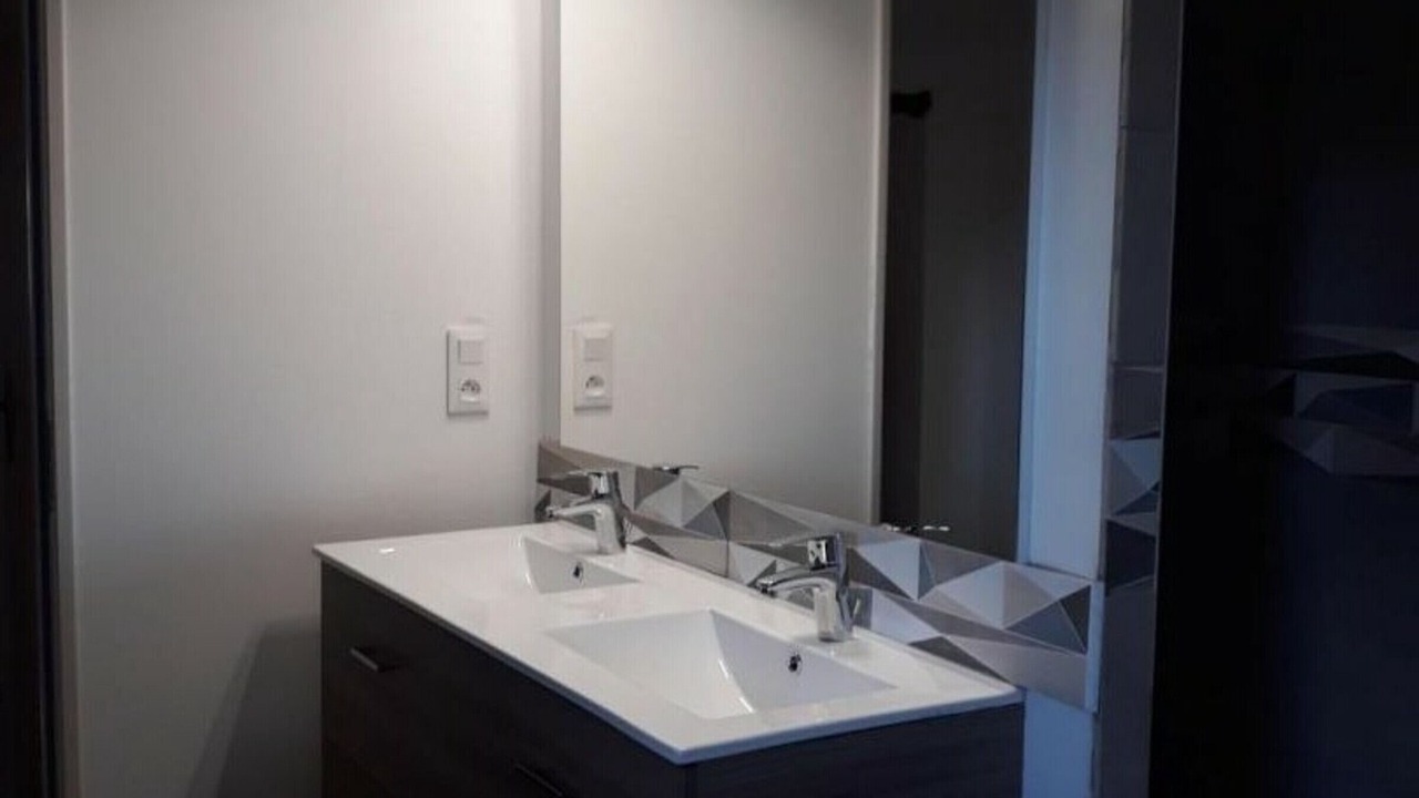 Photo of Bathroom in Cremeaux