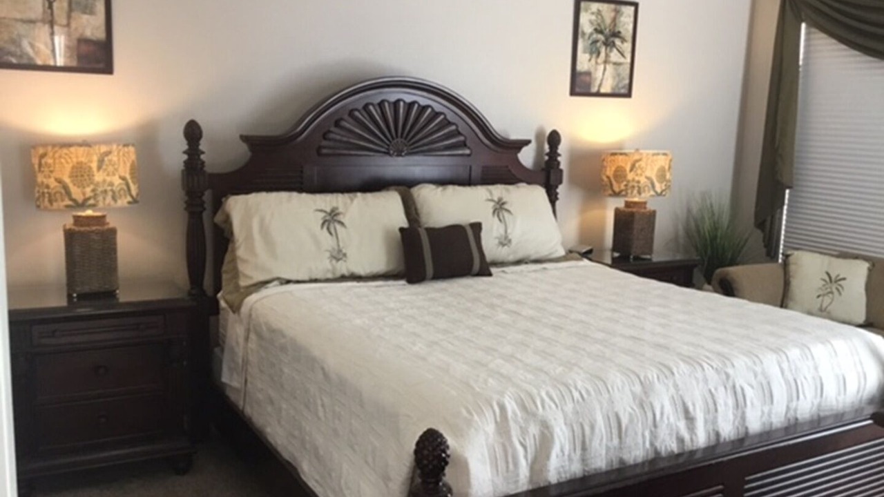 Photo of Bedroom in Tuscan Hills