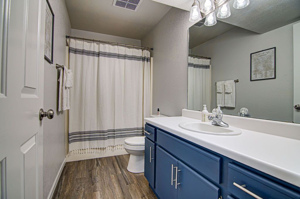 Photo of Bathroom in Table Rock