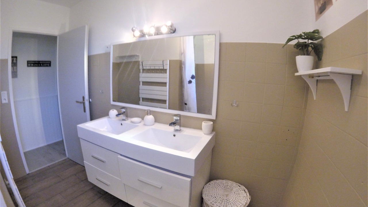 Photo of Bathroom in Pradinas