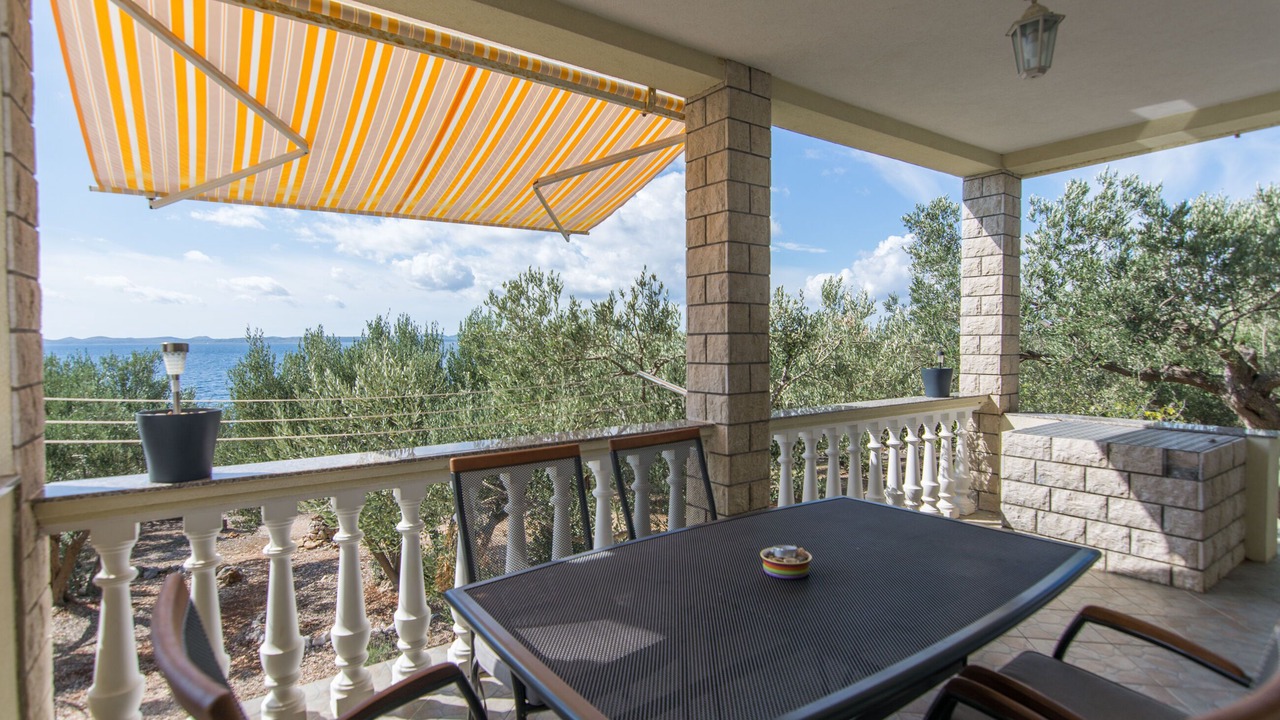 Photo of Outdoor in Banj