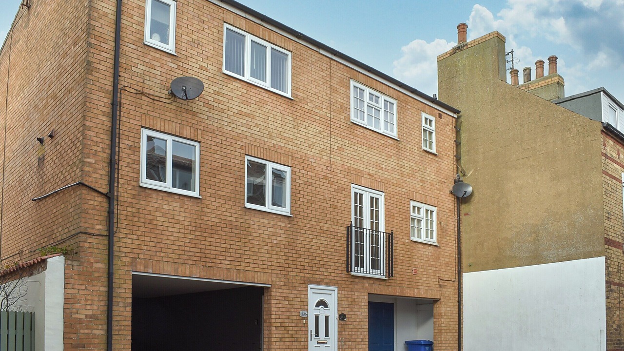 Photo of Outdoor in Muston