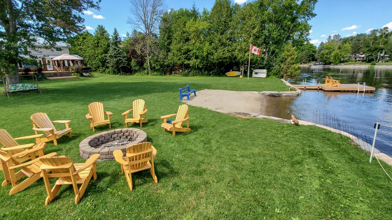 Photo of Patio Balcony in Fenelon Falls