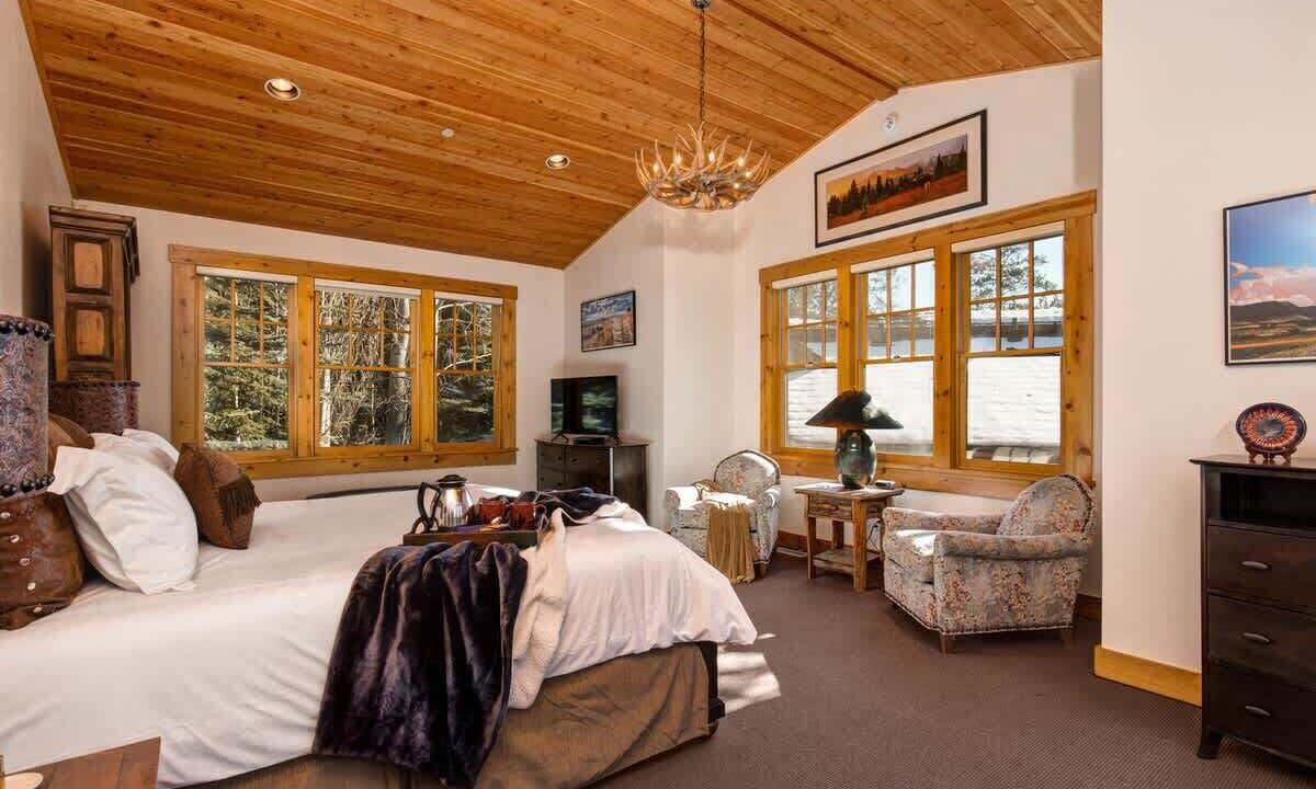Photo of Bedroom in Granite Ridge