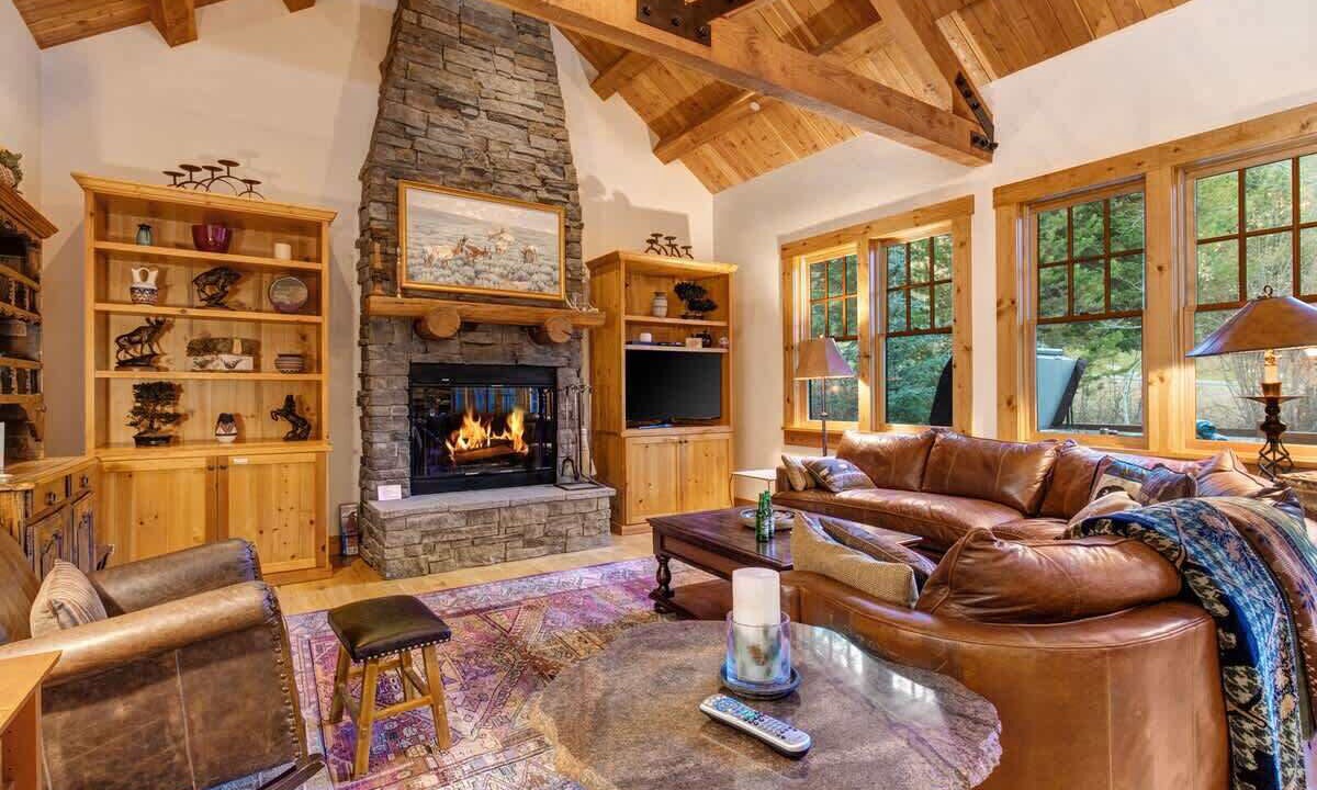 Photo of Livingroom in Granite Ridge
