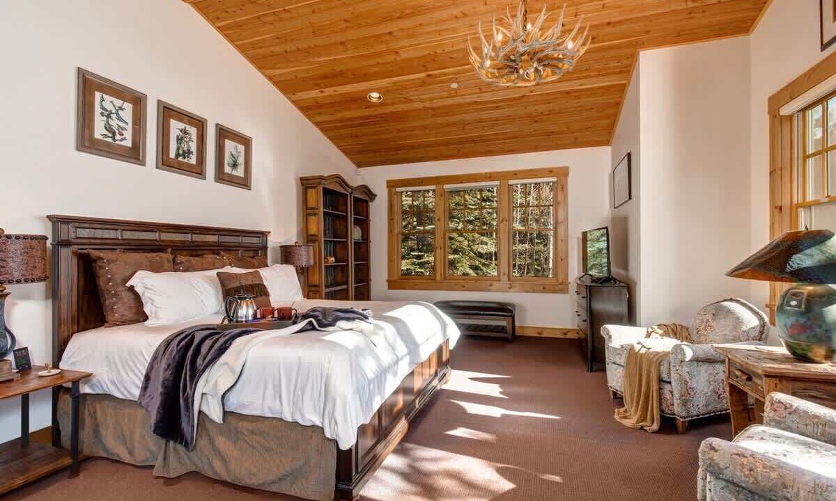 Photo of Bedroom in Granite Ridge