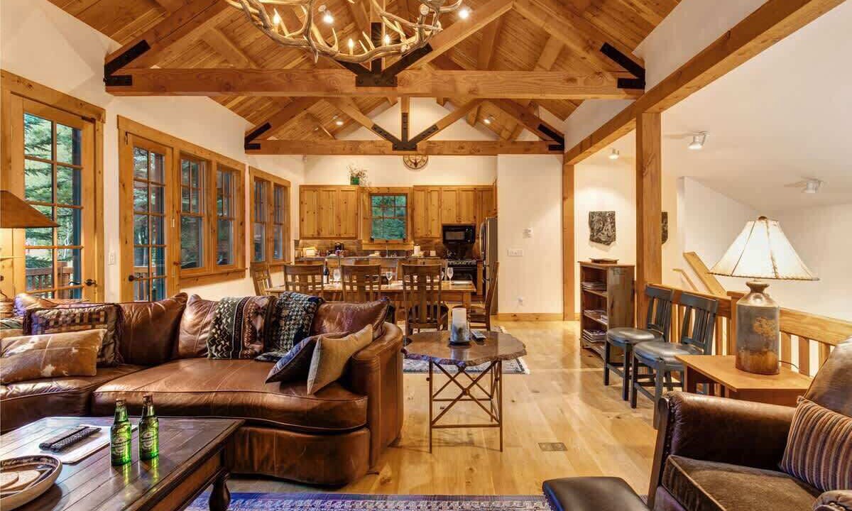 Photo of Livingroom in Granite Ridge