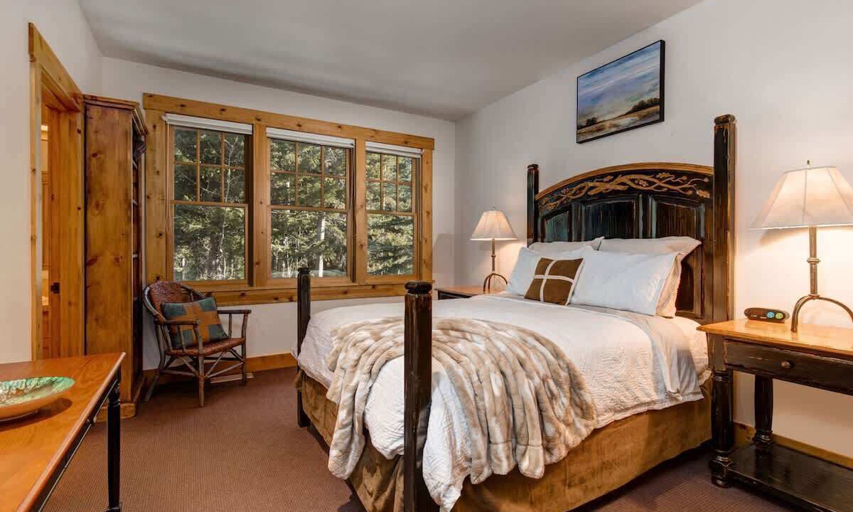 Photo of Bedroom in Granite Ridge
