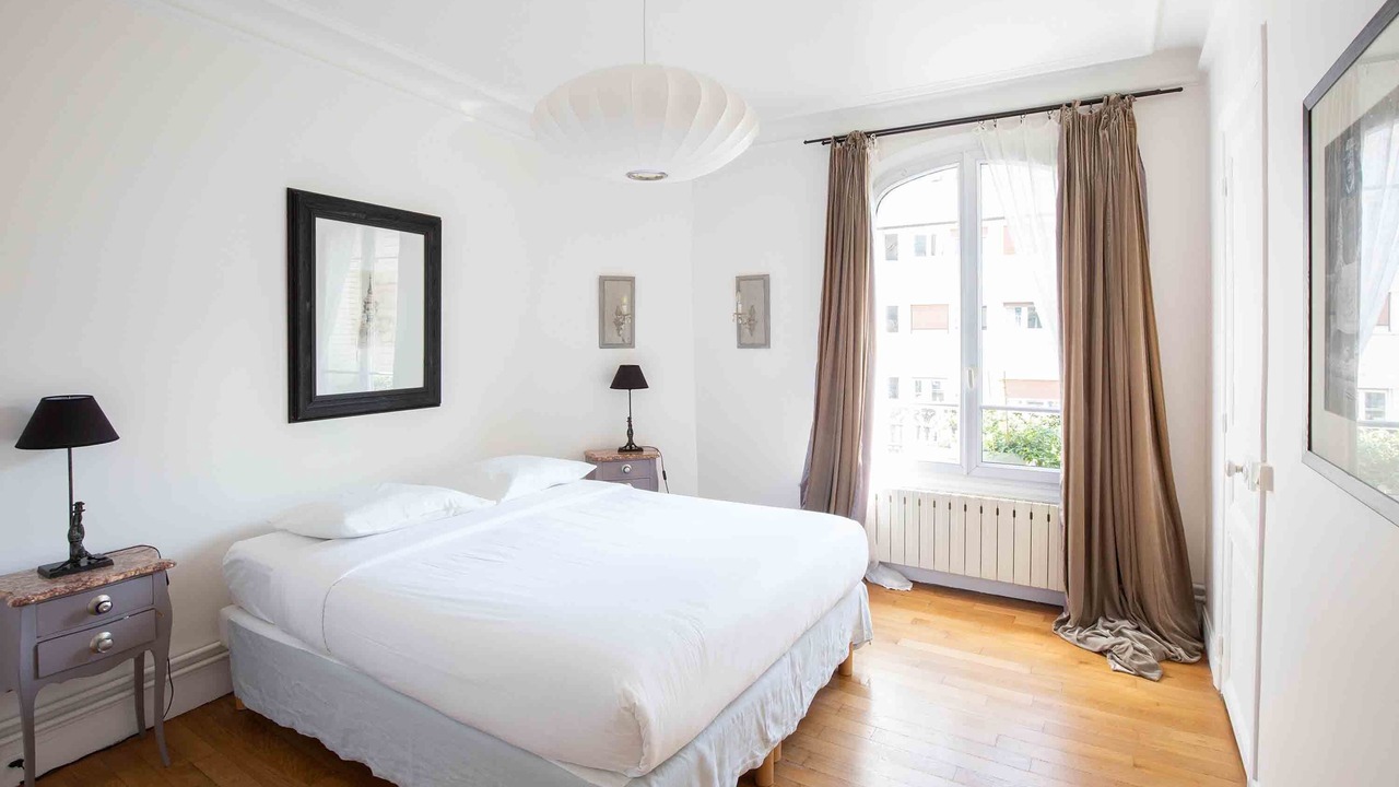 Photo of Bedroom in Saint-Lambert